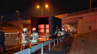 İstanbul- Başakşehir Kuzey Marmara Otoyolu'nda TIR yangını