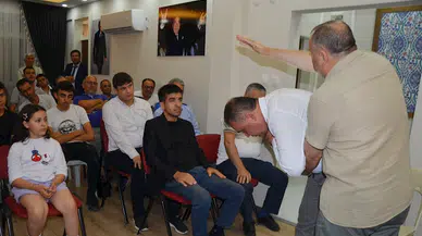 MHP'den Heimlich manevrası eğitimi