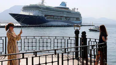 1758 turist gemiyle Alanya'ya geldi