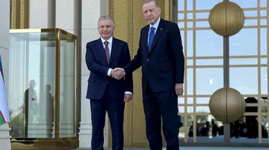 Cumhurbaşkanı Erdoğan, Özbekistan Cumhurbaşkanı Mirziyoyev'i resmi törenle karşıladı