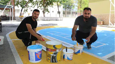 Öğretmenler özel öğrencileri için oyun parkuru oluşturdu