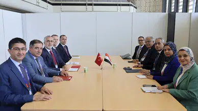 Bakan Işıkhan, Mısırlı mevkidaşı Shehata ile bir araya geldi