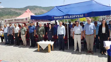 Bayat HEM'de yıl sonu sergisi düzenlendi