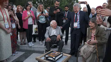 İstanbul - Dünyanın önde gelen beyin cerrahları 'Yaşargil Mikronöroşirürji Akademisi'nin ilk kongresi’nde buluştu