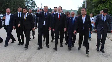 Erbakan, Çankırı'da Yaylakent beldesini ziyaret etti