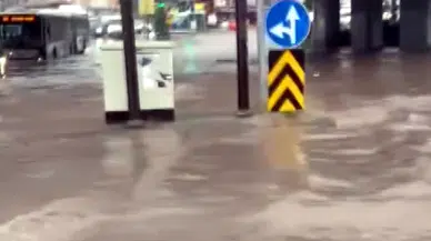 Ankara'da sağanak; yollar göle döndü, iş yerlerini su bastı