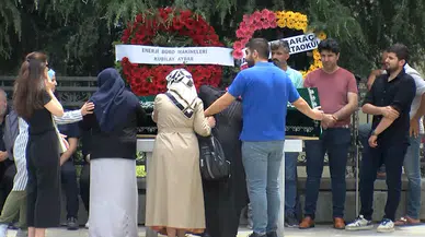İstanbul - Fatih'te öldürülen öğretmen son yolculuğuna uğurlandı
