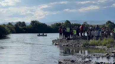 Muş’ta serinlemek için nehre giren liseli Aziz, boğuldu (2)