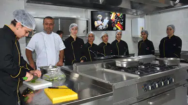 Yapay zekayla öğrenciler hem öğreniyor hem yeni tarifler buluyor