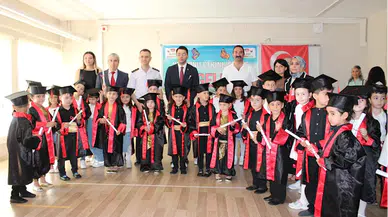 Almus'ta anaokulu yıl sonu etkinliği yapıldı 