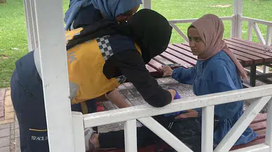 Parkta yürüyen Rümeysa, sokak köpeklerinin saldırısında yaralandı