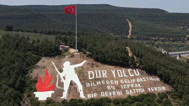 Çanakkale'de Tarihi Alan'da bulunan bayrak direkleri yenileniyor