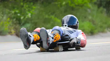 2024 Dünya Kaykay İniş Şampiyonası Erzincan’da başladı