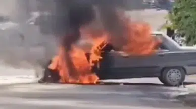 Torununu sınava getirdiği otomobili yandı