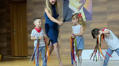 Meryem ve Rami Acar Gündüz Çocuk Konuk Evi'nden Muhteşem Yıl Sonu Gösterisi