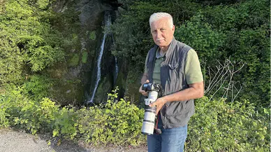 Fotoğrafladığı kuş türlerini kitapta bir araya getirdi