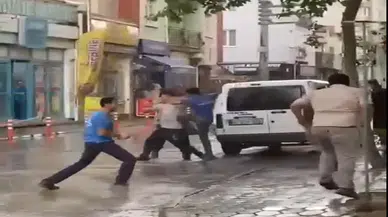 Eskişehir'de 2 grubun birbirine girdiği kavga kamerada