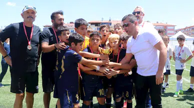 Küçükler futbolda Türkiye şampiyonları belli oldu