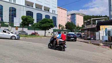 Amasya'da YKS'ye yetişmeye çalışanlara motosikletli din görevlileri yardımcı oldu