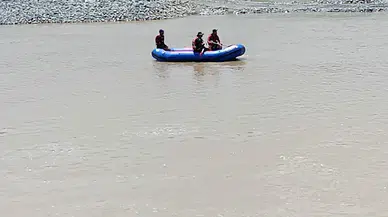 Serinlemek için girdiği nehirde kaybolan Burak'ı 294 kişi arıyor