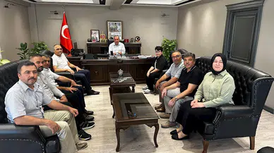 LGS birincisine Kaymakam Tetikoğlu'ndan Cumhuriyet altını