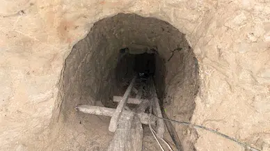 Define arayan şüpheliler suçüstü yakalandı