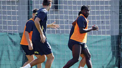 Fenerbahçe'de yeni sezon hazırlıkları devam ediyor