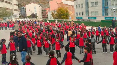 Bayburt'ta Afet Tatbikatı: Öğrenciler Güvenli Tahliye Uyguladı