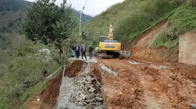 Arsin Belediyesi altyapı ve yol düzenleme çalışmalarına hız kesmeden devam ediyor