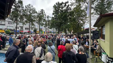 Fındıklı'da Emekli Dayanışma Evi Açıldı: Okuma ve Düşük Ücretli Çay İmkanı!