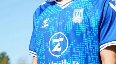 Mavi Tonları ve Beyaz Çizgiyle Güçlenen Formalar Sahada Emeğin Sembolü Olacak