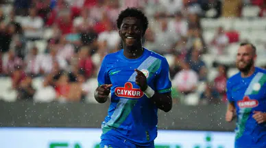 Yeni Atmacalar Siftah Yaptı, Rak-Sakyi ve Mihaila Sahneye Çıktı