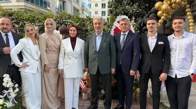 AK Parti Trabzon İl Kadın Kolları, Akçaabat’ta Güzellik Salonu Açılışına Katıldı