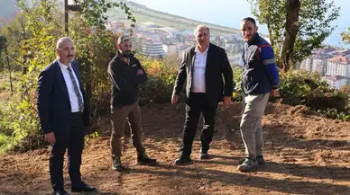 Arhavi Belediyesi Aşağı Hacılar Mahallesi’nde Yol Çalışmalarını Yerinde İnceledi