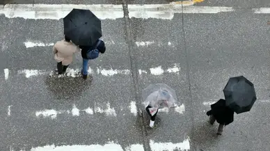 Türkiye'de sağanak yağış ve sıcaklık düşüşü bekleniyor, dikkatli olun!