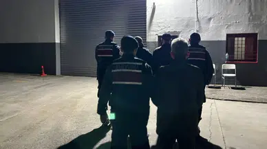 Rize&#039;de kaçakçılık operasyonu: 5 tutuklama, 4 kişi sınır dışı edildi