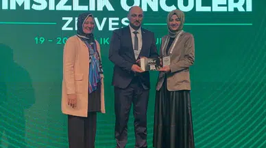 Rize Yeşilay İl Başkanlığı’na “En İyi Kampüs Modeli” Ödülü