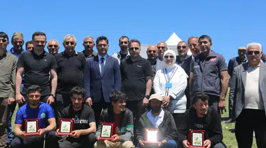 Karayazı’da Ters Lale Festivali Coşkuyla Başladı