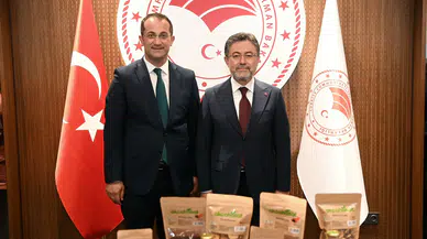 Akçaabat Belediyesinden Bakan Yumaklı’ya Proje Sunumu ve Yerel Ürün Tanıtımı