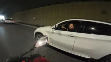 Sultangazi'de TEM Otoyolu'nda Makas Yapma Tartışması: 'Sen Polis Misin?