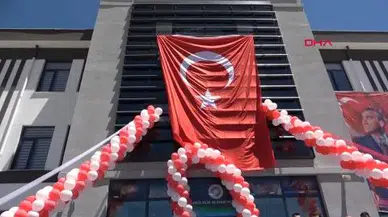 Van'da Bakan Tekin, eğitimdeki gelişmeleri ve tatil tarihini duyurdu