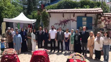 Eğil'de Yılsonu Sergisi: Kursiyerlerin El Emeği Ürünleri Beğeni Topladı