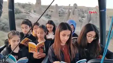 Kapadokya'da Öğrenciler, Sıcak Hava Balonunda Uçarken Kitap Keyfi Yaşadı!