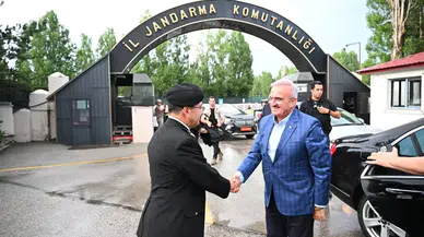 İçişleri Bakan Yardımcısı Karaloğlu'ndan Erzurum İl Jandarma Komutanlığı'na Ziyaret