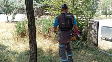 Oltu Belediyesi, park ve mezarlıklarda temizlik ve düzenleme ile yaşam kalitesini artırıyor