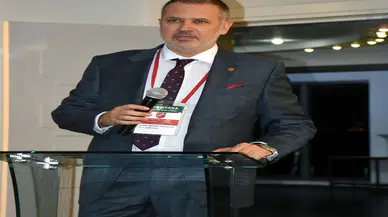 Karşıyaka'da Başkan Ergüllü: "Kimse beni beklemesin, adaylıklar açıklansın"