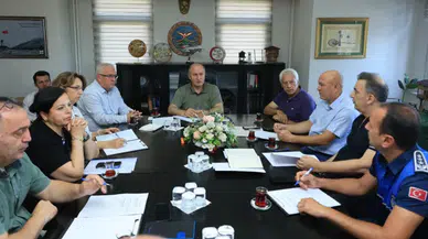 Arhavi Belediyesi'nde toplantı: Hizmetler ve vatandaş memnuniyeti gündemde!