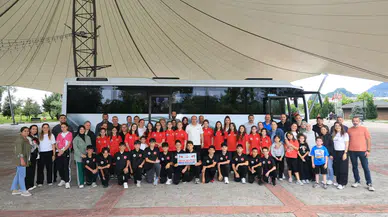 Arhavi Belediyesi Halk Oyunları Ekibi, Şampiyona İçin Karaman'a Uğurlandı