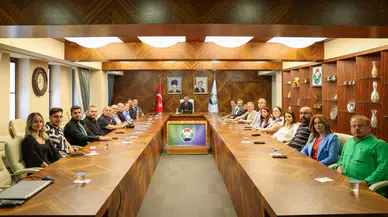 Rize Valisi Baydaş, basın mensuplarıyla buluşup eğitim programlarını değerlendirdi ve iş birliğini vurguladı