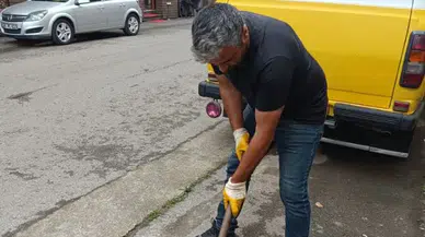 Beşikdüzü Belediyesi'nden İlçe Merkezinde Temizlik ve Bakım Faaliyetleri Başlatıldı